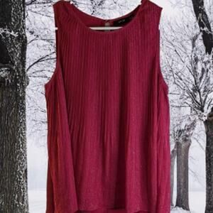 Apt 9. medium sleeveless red lined pleated holiday top. 100% polyester.